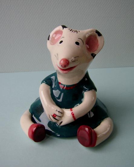 une souris élégante