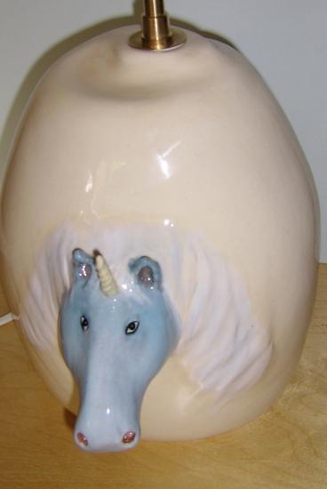 lampe licorne émaillée