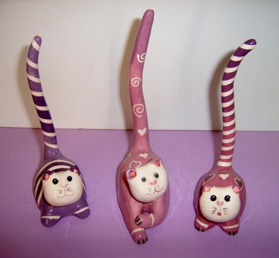 chats parme, mauve et dégradé de violet