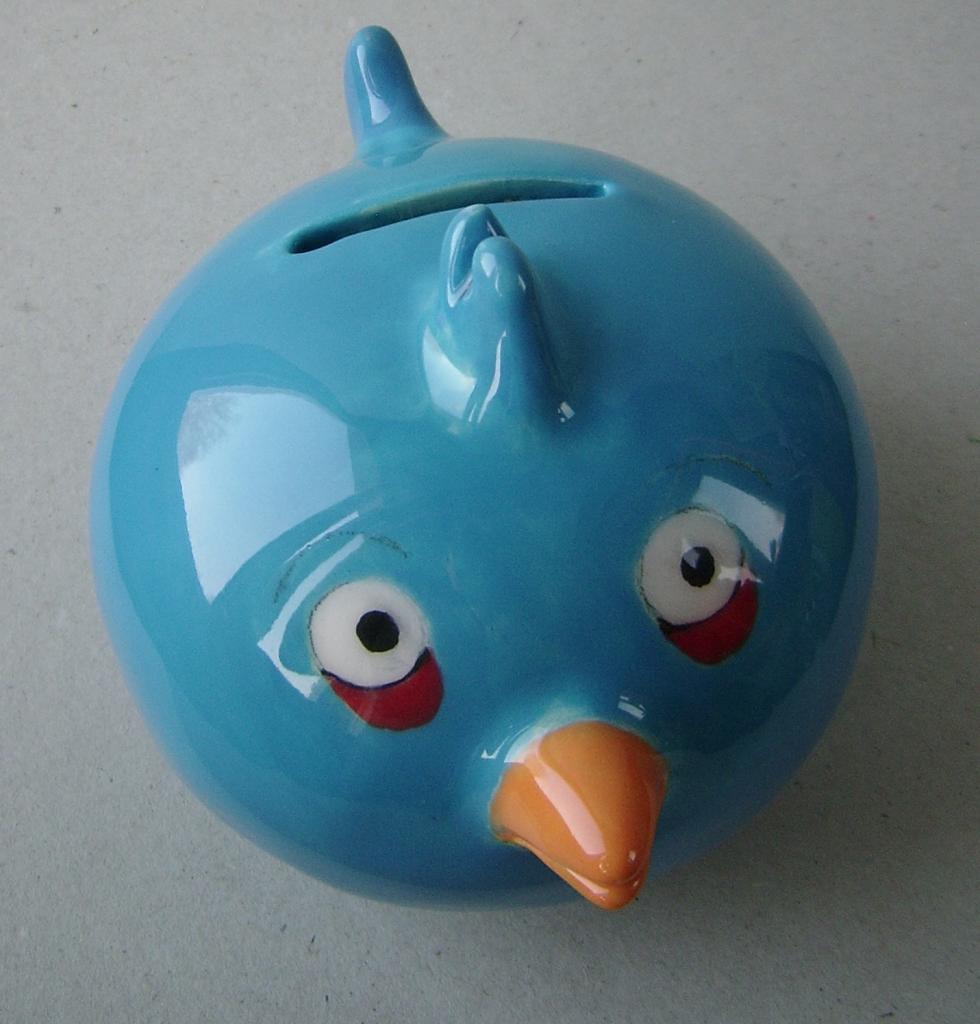 tirelire angry bird bleu vue de dessus